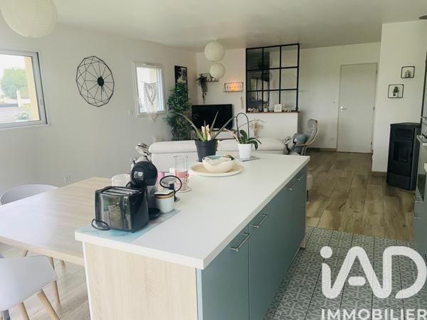 Maison à vendre 4 pièces 90 m² Neuillé-Pont-Pierre