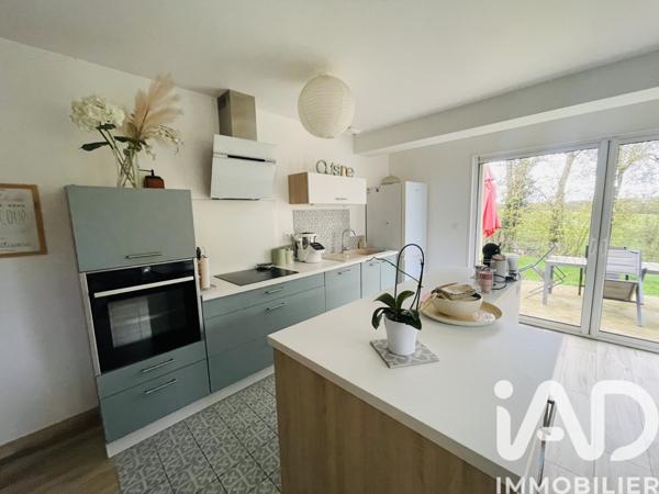 Maison à vendre 4 pièces 90 m² Neuillé-Pont-Pierre