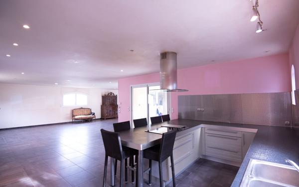 Maison à vendre    5 pièces •  Toulouse