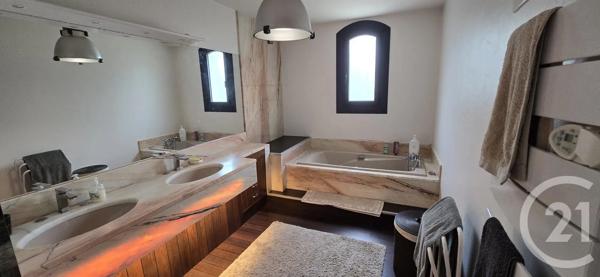 Maison à vendre  4 pièces - 161 m 2   TARBES  - 65