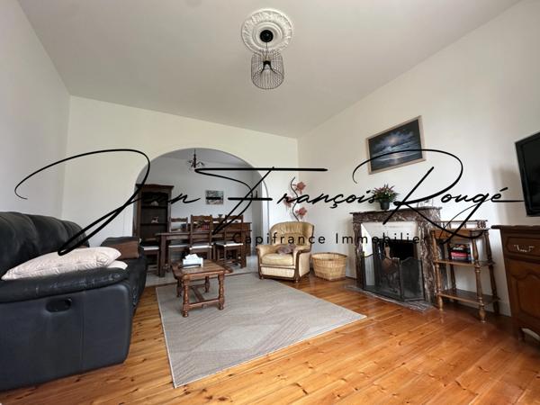 BLAINVILLE SUR MER, maison de caractère d'une surface de 145 m² avec vue mer au deuxième étage!!!