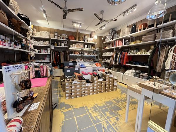 Bail Commercial au coeur de Paris 17 eme