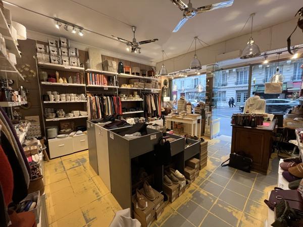 Bail Commercial au coeur de Paris 17 eme