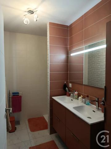Maison à vendre  4 pièces - 97,34 m 2   ARLES SUR TECH  - 66