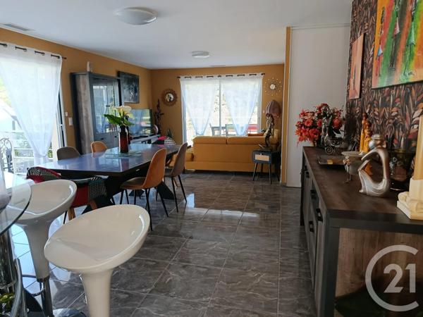 Maison à vendre  4 pièces - 97,34 m 2   ARLES SUR TECH  - 66