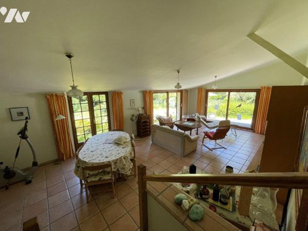 VILLECOMTAL/ARROS à 7min, au calme, belle Bigourdane et appartement T2 sur 9589m²