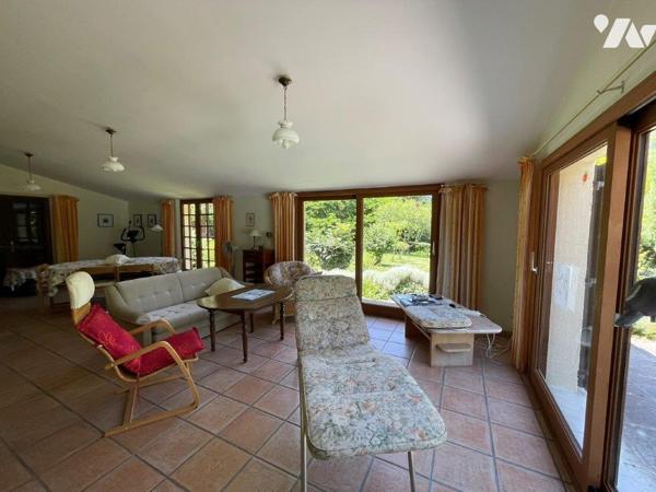 VILLECOMTAL/ARROS à 7min, au calme, belle Bigourdane et appartement T2 sur 9589m²