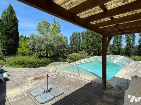 VILLECOMTAL/ARROS à 7min, au calme, belle Bigourdane et appartement T2 sur 9589m²