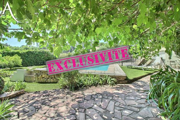 Haut de villa avec piscine privative