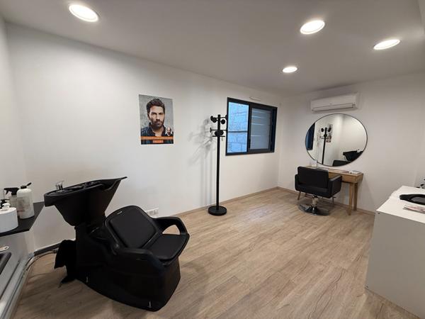 33000 Bordeaux A Vendre Bureaux / Coworwing en duplex 80 m² 