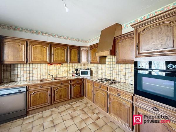 Maison à fort potentiel - PUILBOREAU limite La Rochelle Lafond 6 pièce(s)- 4 chambres, 118 m2 sur 561m2 - 4 chambres