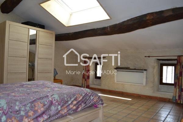 Mas en ville 210 m2 avec gîte indépendant