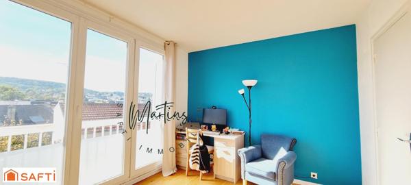 APPARTEMENT T3 - CENTRE VILLE - RER 3 MIN - TERRASSE 25m² - CAVE - PARKING