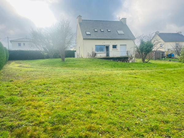 Maison à fort potentiel avec terrain constructible à l'emplacement idéal proche Binic