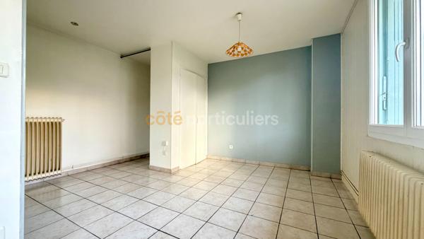 Vente
                Appartement51,42 m² - 2 Pièces -
                    MONTAUBAN (82000)