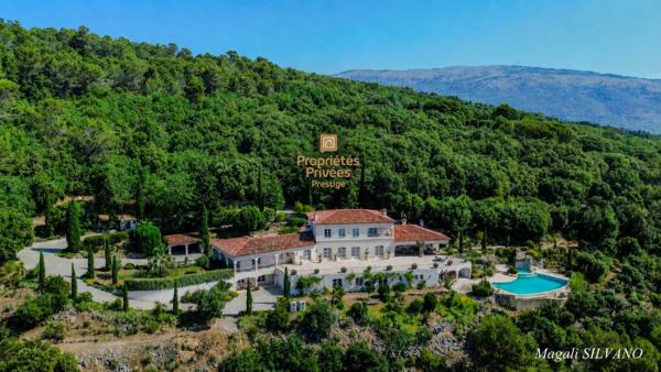 Villa 10 pièces 500 m²  vue panoramique