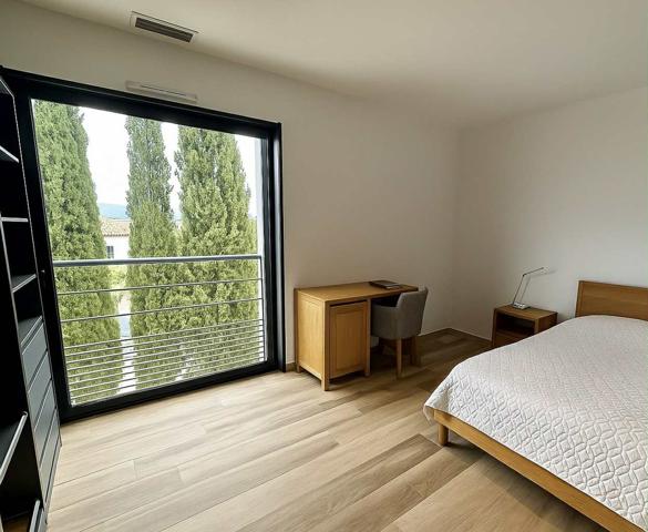 Une maison unique, au style contemporain, sur les hauteurs de Carcassonne !