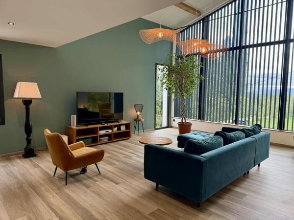 Une maison unique, au style contemporain, sur les hauteurs de Carcassonne !