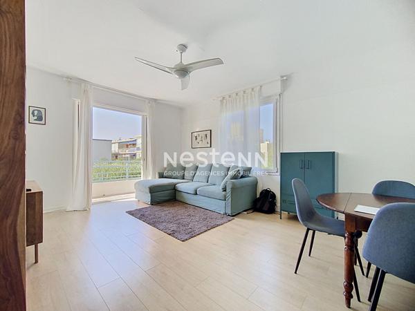 GOLFE JUAN - 2 P - 60m2- Vue mer - TERASSE 14m² - RENOVE - SUD