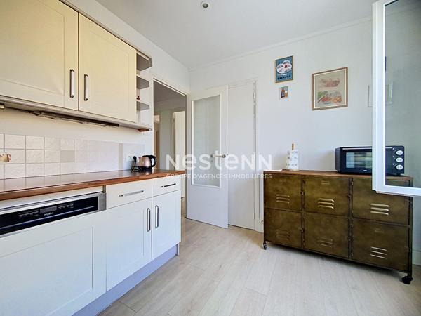 GOLFE JUAN - 2 P - 60m2- Vue mer - TERASSE 14m² - RENOVE - SUD