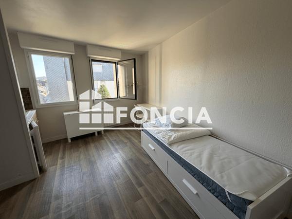 Location Studio meublé 18.98 m² - 143 RUE DU GROS HORLOGE / 76 RUE DE LA VICOMTE Rouen 76000
