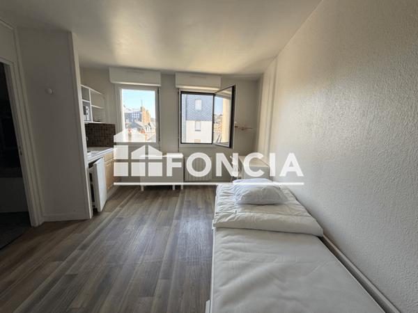 Location Studio meublé 18.98 m² - 143 RUE DU GROS HORLOGE / 76 RUE DE LA VICOMTE Rouen 76000