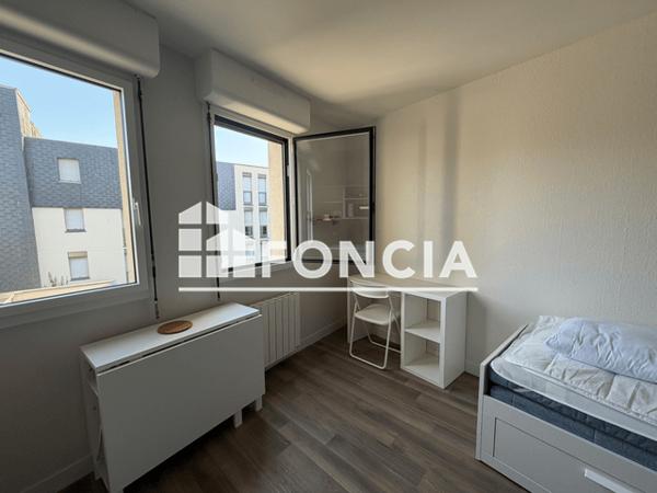 Location Studio meublé 18.98 m² - 143 RUE DU GROS HORLOGE / 76 RUE DE LA VICOMTE Rouen 76000