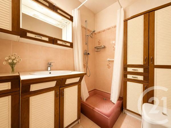 Appartement F4 à vendre  4 pièces - 82,13 m 2   VALENCE  - 26