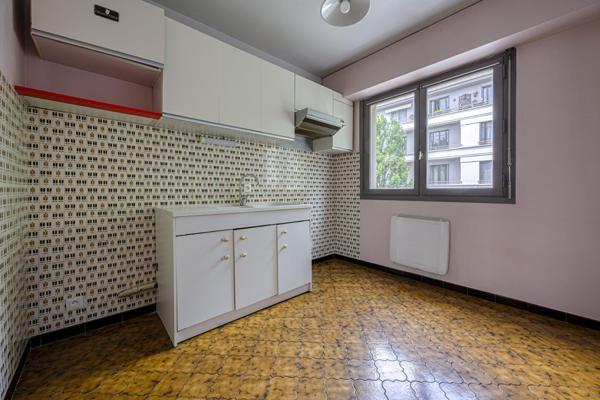 Appartement 4 pièces à vendre au centre-ville de Chambéry - 83 m²