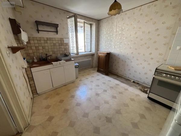 Achat - Immeuble Lagnieu 01150 44 m 2 61 m 2