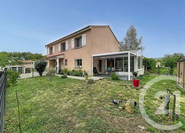Maison à vendre  7 pièces - 180 m 2   RIOM  - 63