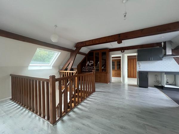 "Voisins-le-Bretonneux Village" - "Comme une maison" bel appartement de 4 pièces de 66 m² ! Loyer 1 471.07 €/mois charges comprises **  - Référence  21436