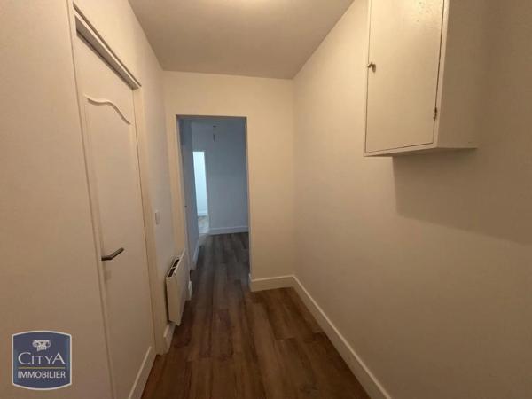 Appartement à louer 2 pièces 58m² Le Mans (72000)