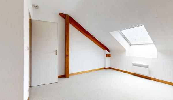 Rennes (35000) Quartier Saint Hélier - Maison 7 pièces (4 chambres et bureau) avec jardin.