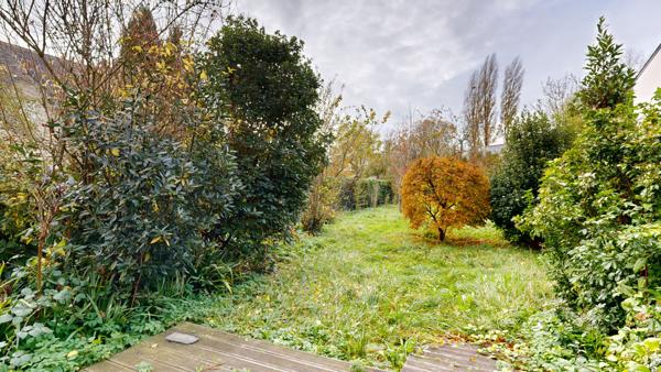 Rennes (35000) Quartier Saint Hélier - Maison 7 pièces (4 chambres et bureau) avec jardin.