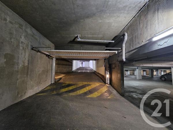 Parking à vendre  12 m2 IVRY SUR SEINE - 94