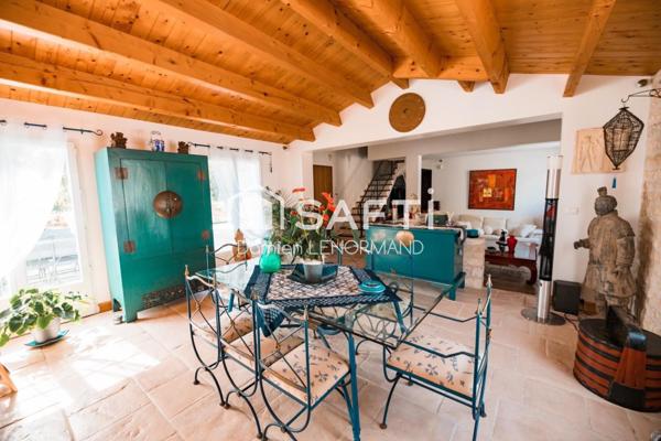 Rare Villa avec piscine de 205m2 à 50m de la plage