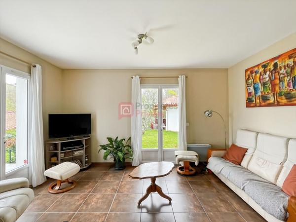 Villa MENDI Quartier Francessenia