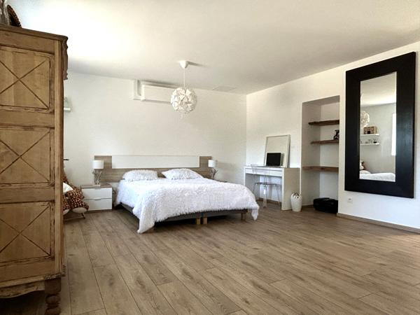 Longère en pierre de 330 m2