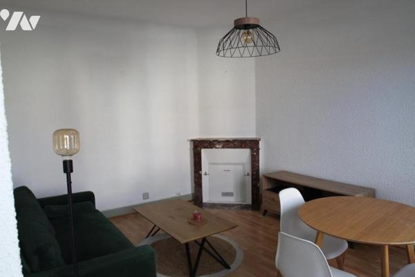 NIORT CENTRE QUARTIER CHABAUDY, AGREABLE MAISON DE VILLE EN BON ETAT AVEC JARDINET .