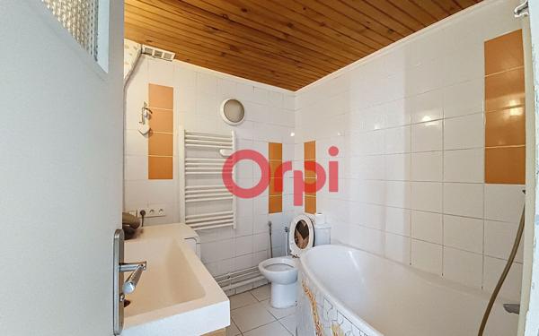 Appartement à vendre    3 pièces • 48,60 m2 La Seyne-sur-Mer