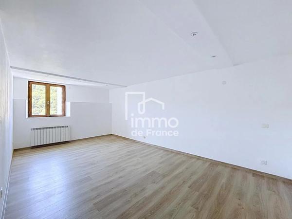 Appartement à vendre à Valserhône (01200)