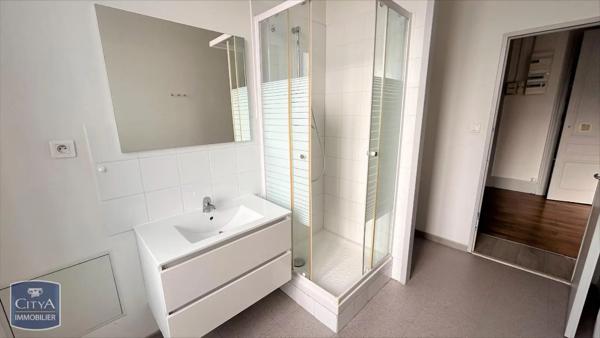 Appartement à louer 3 pièces 67.17m² Lyon 3e Arrondissement (69003)