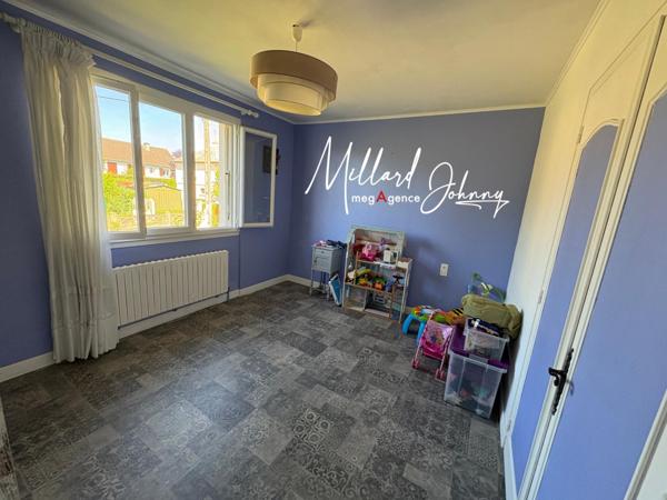 Maison à PARAY-LE-MONIAL, 71600 - 5 pièces 140m²