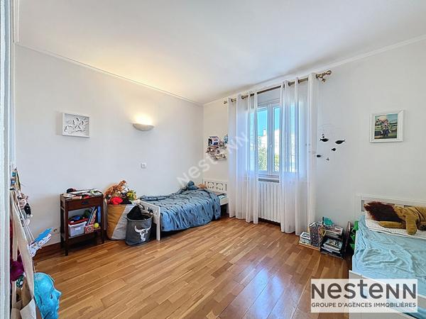 Maison Allauch 7 pièce(s) 187 m2