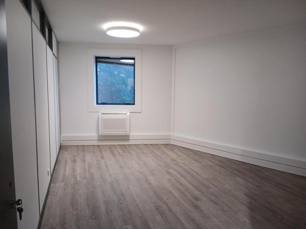 Location Bureau 244 77420 Champs Sur Marne 866141