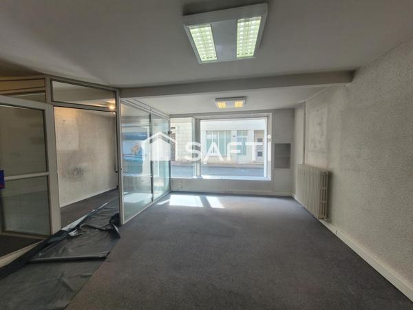 IMMEUBLE pour commerce et/ou habitation + cour