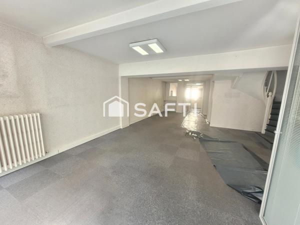 IMMEUBLE pour commerce et/ou habitation + cour