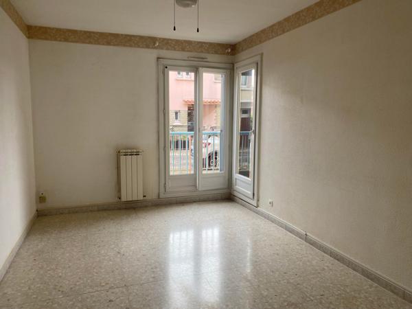 PROCHE ALLEE D'IENA T3 AVEC BALCON ET GARAGE