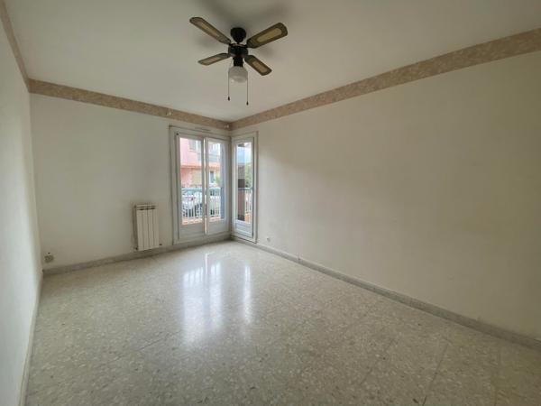 PROCHE ALLEE D'IENA T3 AVEC BALCON ET GARAGE